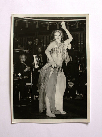 صورة ممثلة وراقصة شرقية مصرية نجوى فؤاد Nagwa Fouad Belly Dancer Org Photo 60s