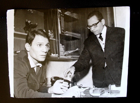 صورة عبد الحليم حافظ, أحمد فوأد Abdel Halim Hafez Original Arabic Photo 1970?