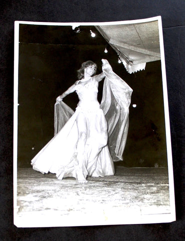 صورة راقصة شرقية وممثلة مصرية سامية جمال Samia Gamel Belly Dancer Org. Photo 1963