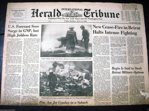 International Herald Tribune {Pan Am Jet Crashes} Paris Global Newspaper 1982