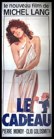 Le cadeau (Claudia Cardinale) Original Lebanese Movie Poster 90s