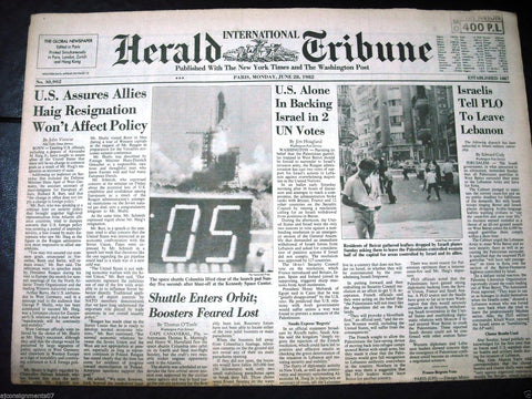 International Herald Tribune {Space Columbia Lift} Paris Global Newspaper 1982